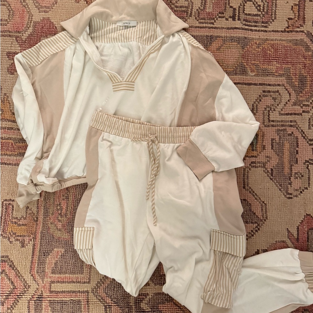 Lane B Set